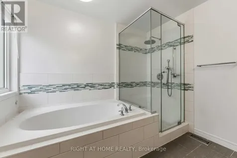 281 Goldridge Drive Ottawa ON K2T 1H4