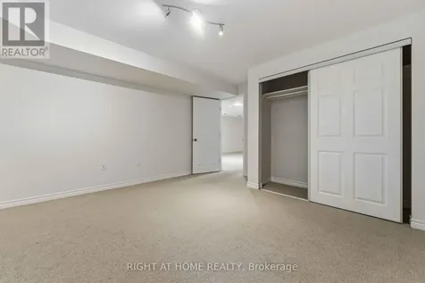 281 Goldridge Drive Ottawa ON K2T 1H4