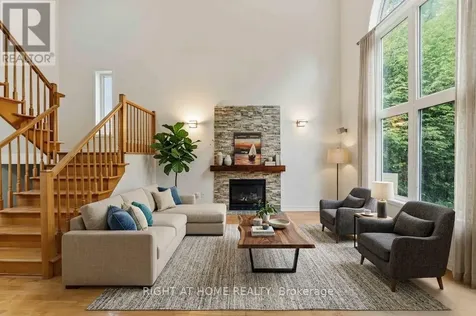 281 Goldridge Drive Ottawa ON K2T 1H4