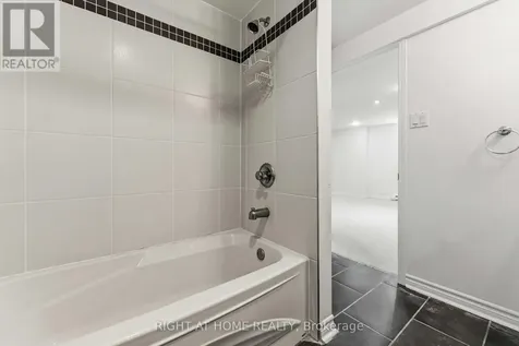 281 Goldridge Drive Ottawa ON K2T 1H4
