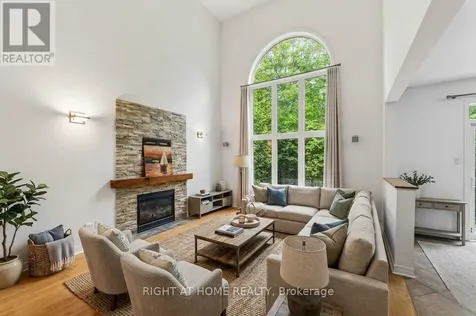 281 Goldridge Drive Ottawa ON K2T 1H4