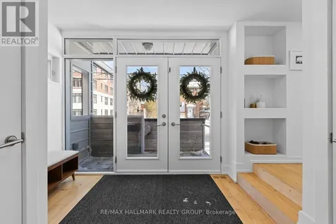 330 Winona Avenue Ottawa ON K1Z 5H4