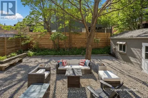 330 Winona Avenue Ottawa ON K1Z 5H4