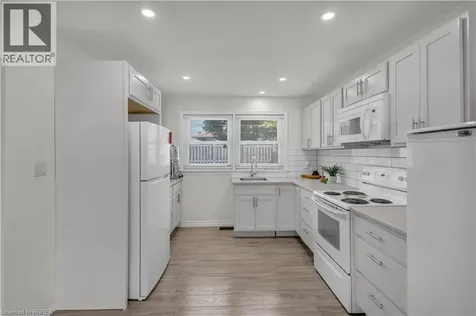 450 Highland Road East Kitchener ON N2M 3W7