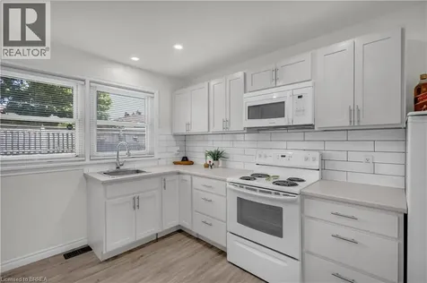 450 Highland Road East Kitchener ON N2M 3W7