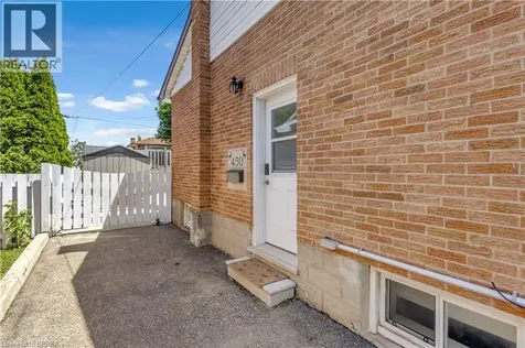 450 Highland Road East Kitchener ON N2M 3W7