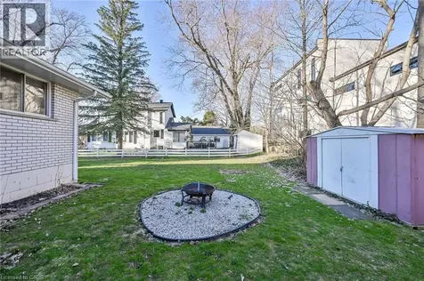 112 Academy Street Ancaster ON L9G 2Y1