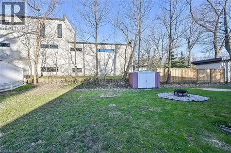 112 Academy Street Ancaster ON L9G 2Y1