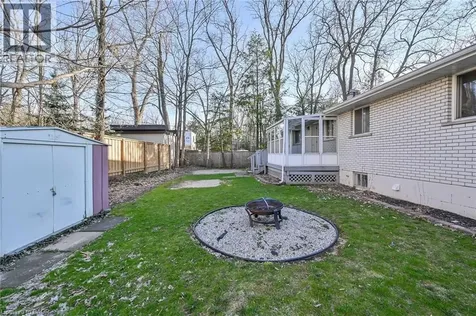 112 Academy Street Ancaster ON L9G 2Y1