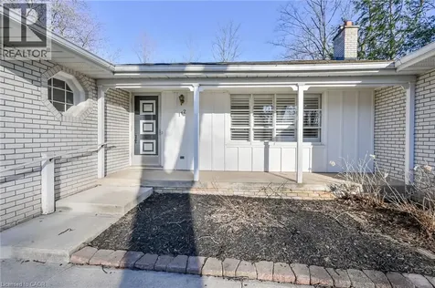 112 Academy Street Ancaster ON L9G 2Y1