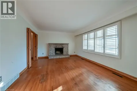 112 Academy Street Ancaster ON L9G 2Y1