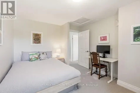 710 Coronation Avenue Ottawa ON K1G 4G7