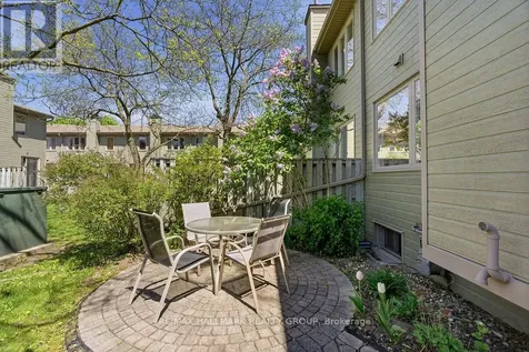 710 Coronation Avenue Ottawa ON K1G 4G7