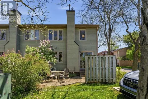 710 Coronation Avenue Ottawa ON K1G 4G7