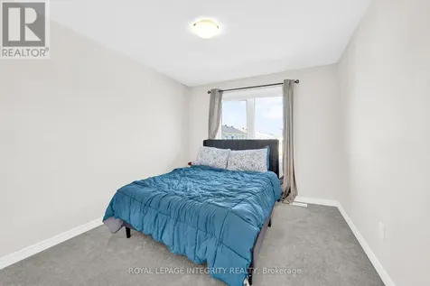 16 Focality Crescent Ottawa ON K1M 0N3