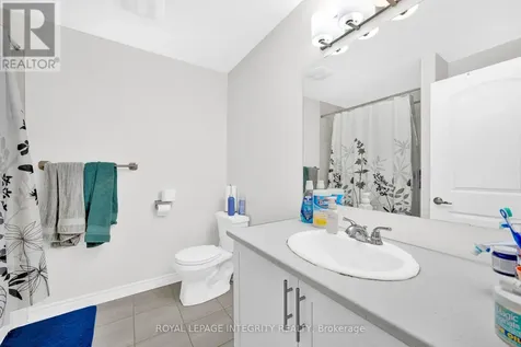 16 Focality Crescent Ottawa ON K1M 0N3