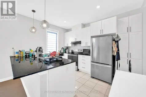 16 Focality Crescent Ottawa ON K1M 0N3