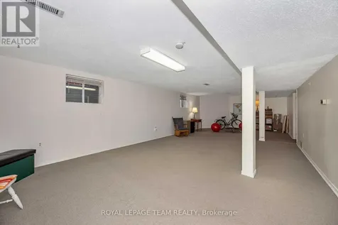 109 Belleview Drive Ottawa ON K2L 3H2