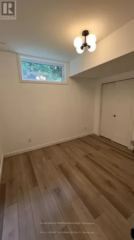 189 Unit A Stanley Avenue Ottawa ON K1M 1P2