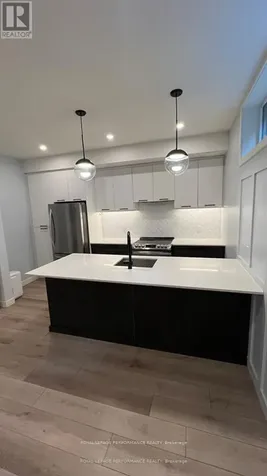 189 Unit A Stanley Avenue Ottawa ON K1M 1P2
