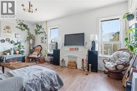 355 Barton Street East Hamilton ON L8L 2X8