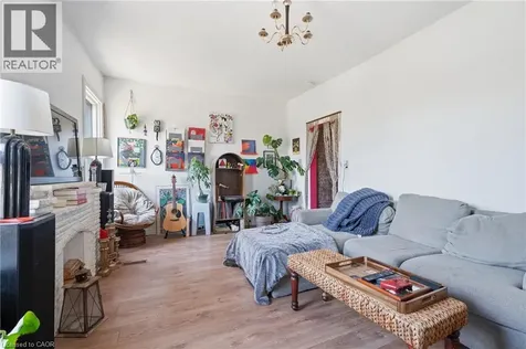 355 Barton Street East Hamilton ON L8L 2X8