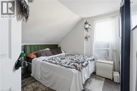 355 Barton Street East Hamilton ON L8L 2X8