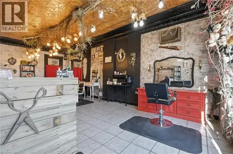355 Barton Street East Hamilton ON L8L 2X8