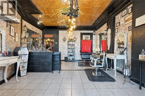 355 Barton Street East Hamilton ON L8L 2X8