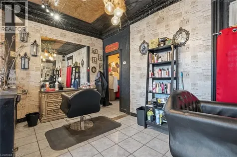 355 Barton Street East Hamilton ON L8L 2X8