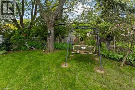 27 Mississauga Road St. Catharines ON L2N 3K3