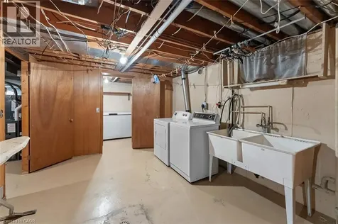 27 Mississauga Road St. Catharines ON L2N 3K3