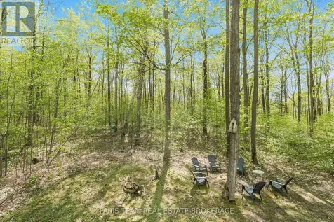 104 Silver Birch Drive Tiny ON L9M 0M6