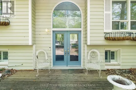 104 Silver Birch Drive Tiny ON L9M 0M6