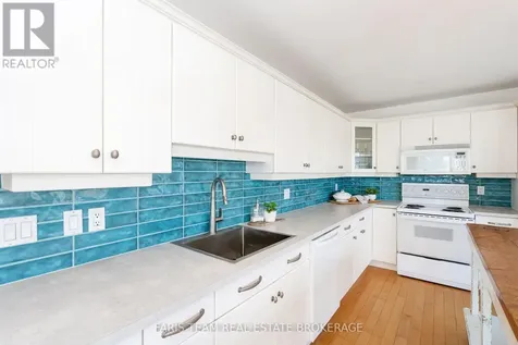 104 Silver Birch Drive Tiny ON L9M 0M6