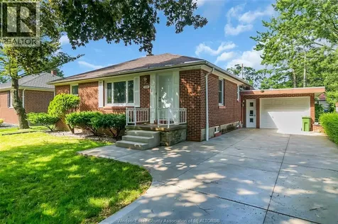 3331 Longfellow Windsor ON N9E 2L7