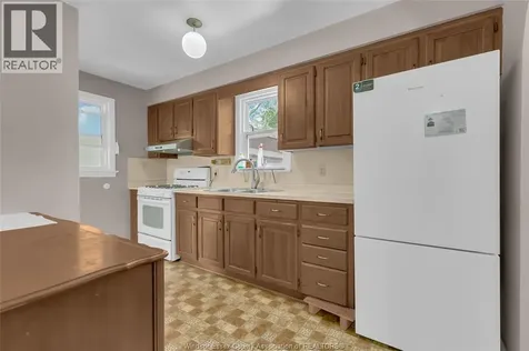 3331 Longfellow Windsor ON N9E 2L7