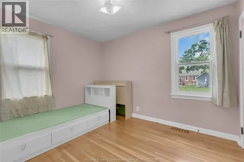 3331 Longfellow Windsor ON N9E 2L7
