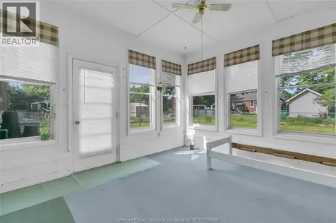3331 Longfellow Windsor ON N9E 2L7
