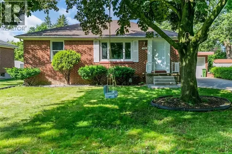 3331 Longfellow Windsor ON N9E 2L7