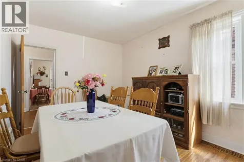 47 Crosthwaite Avenue South Hamilton ON L8K 2T9
