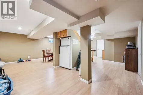 39 Celia Crescent Guelph ON N1G 4R4