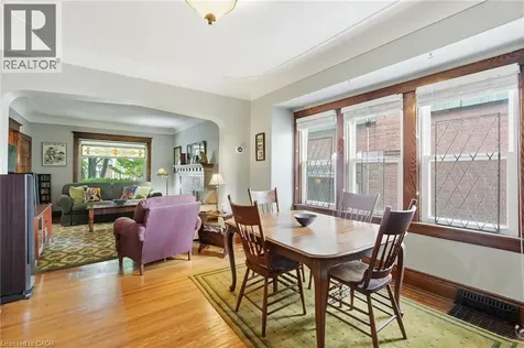 16 Connaught Avenue North Hamilton ON L8L 6Y7