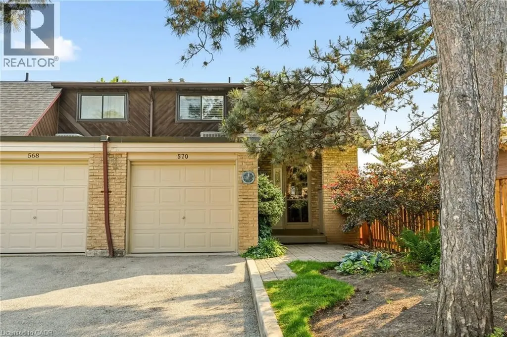570 Forestwood Crescent Burlington ON L7L 4K3