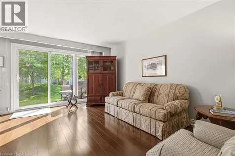 570 Forestwood Crescent Burlington ON L7L 4K3
