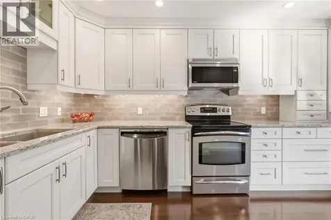 570 Forestwood Crescent Burlington ON L7L 4K3