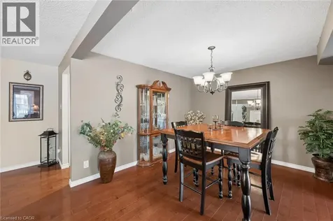 236 Kingswood Drive Kitchener ON N2E 2K2