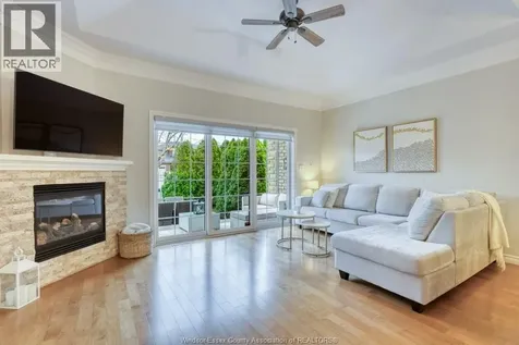 5924 Ballantrae Crescent Windsor ON N9J 3Y7