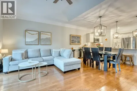 5924 Ballantrae Crescent Windsor ON N9J 3Y7