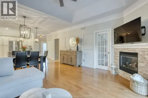 5924 Ballantrae Crescent Windsor ON N9J 3Y7